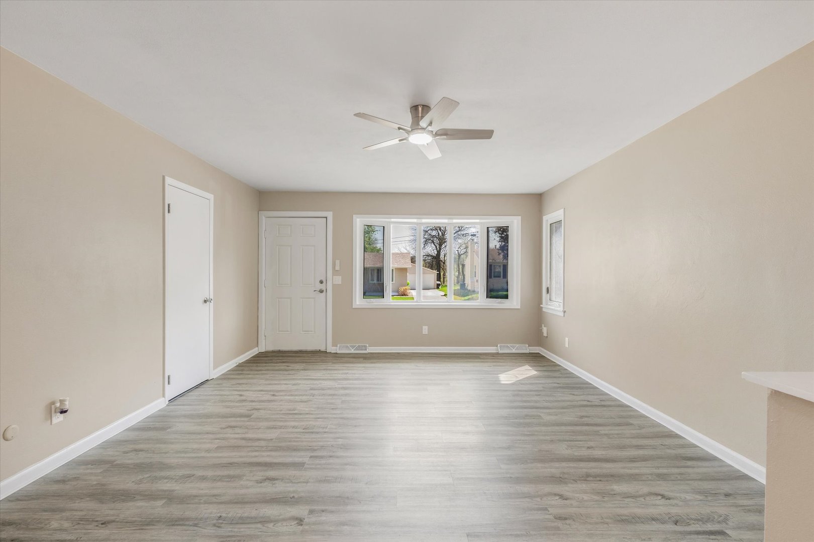3218 W 11th Street, Davenport, IA 52804