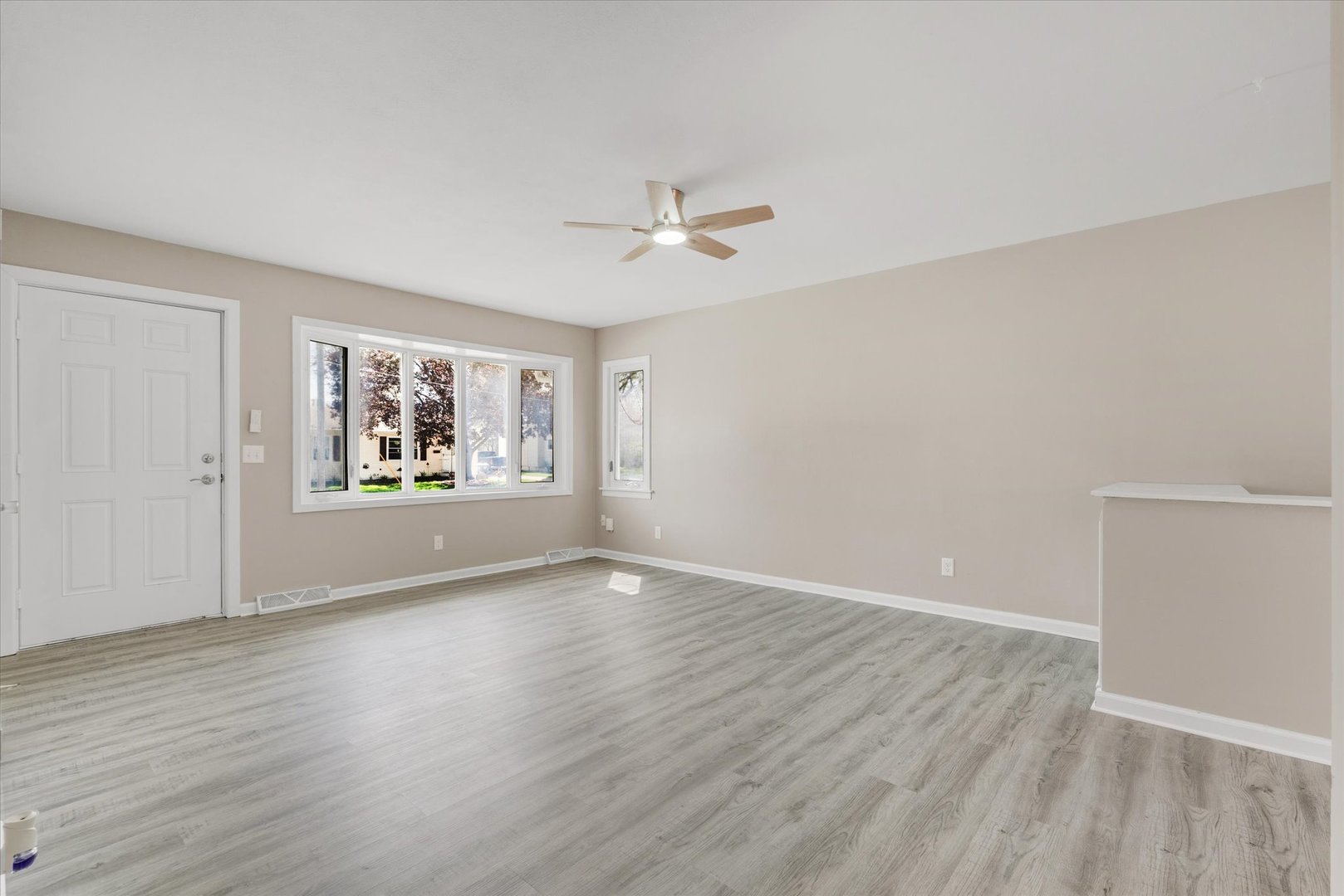 3218 W 11th Street, Davenport, IA 52804