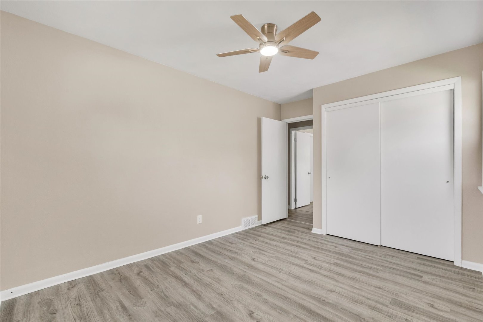 3218 W 11th Street, Davenport, IA 52804