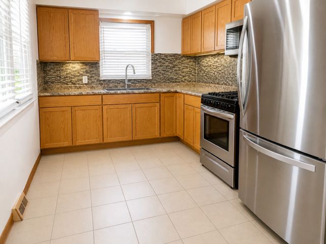 16607 California Avenue, Markham, IL 60428