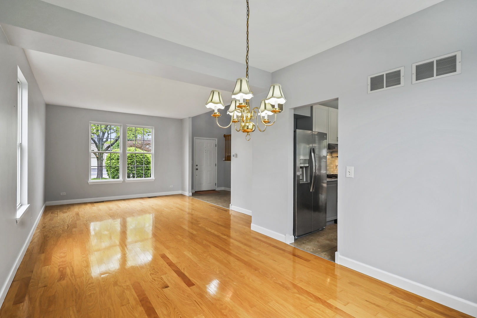 2455 Emerson Lane, Naperville, IL 60540