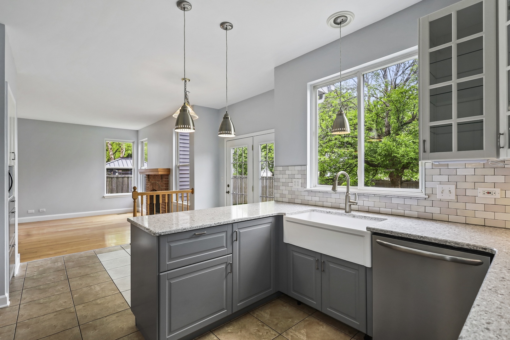 2455 Emerson Lane, Naperville, IL 60540
