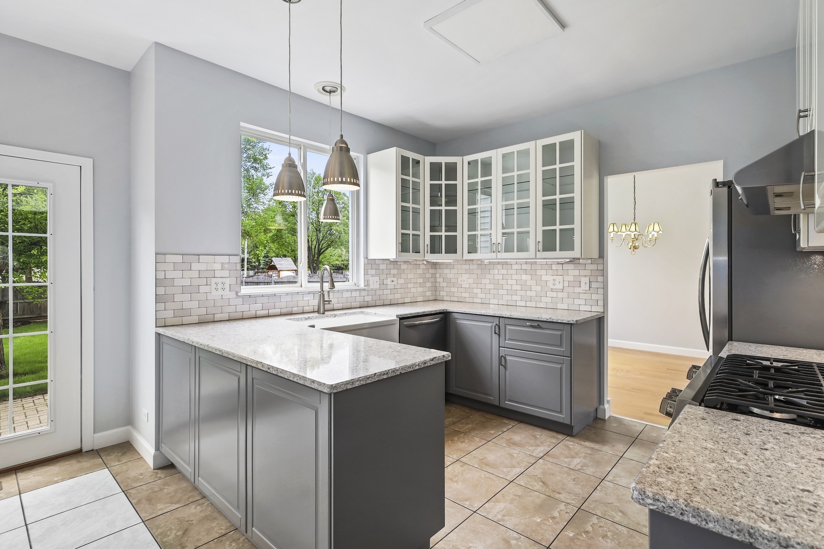 2455 Emerson Lane, Naperville, IL 60540