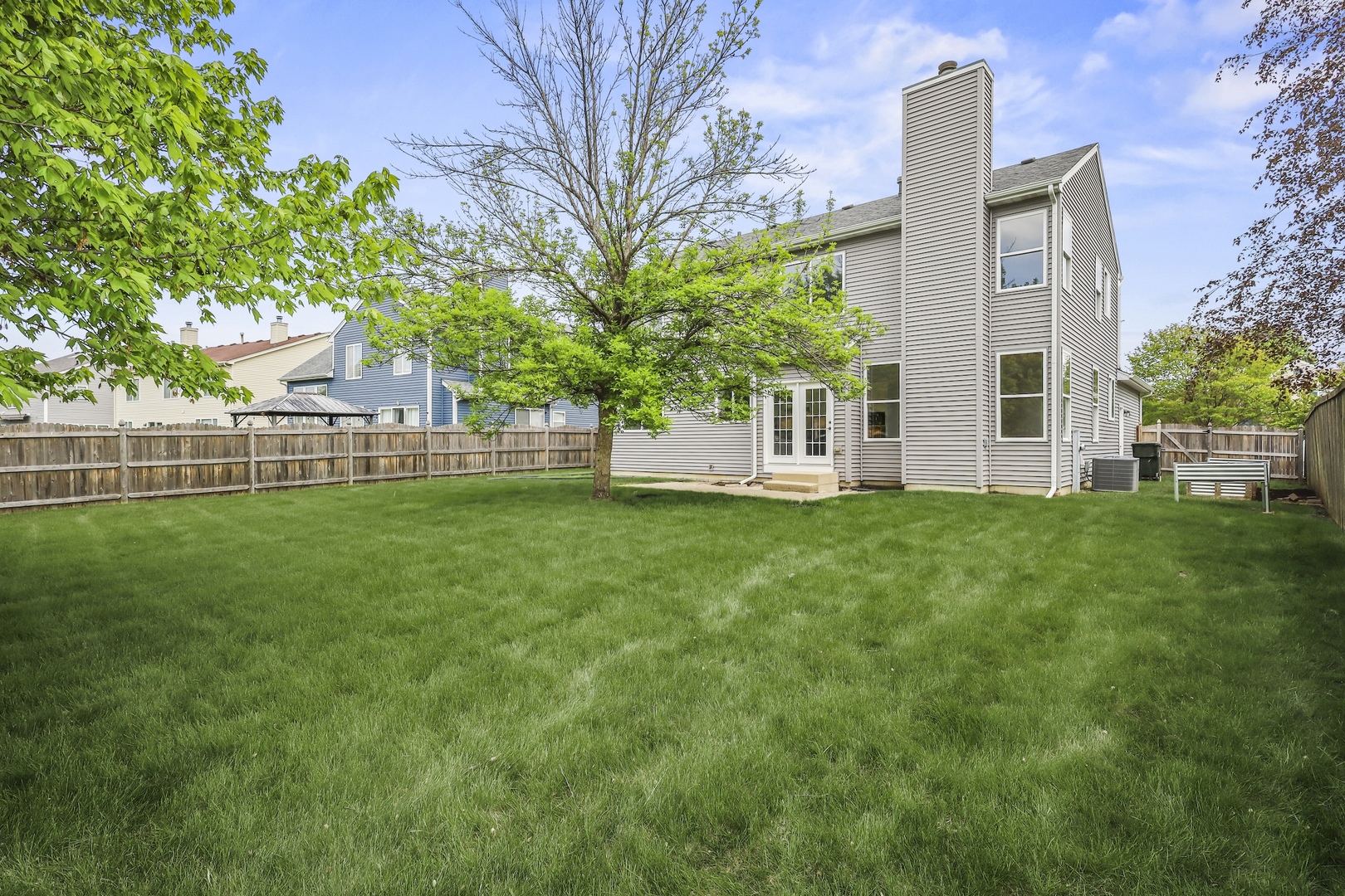 2455 Emerson Lane, Naperville, IL 60540