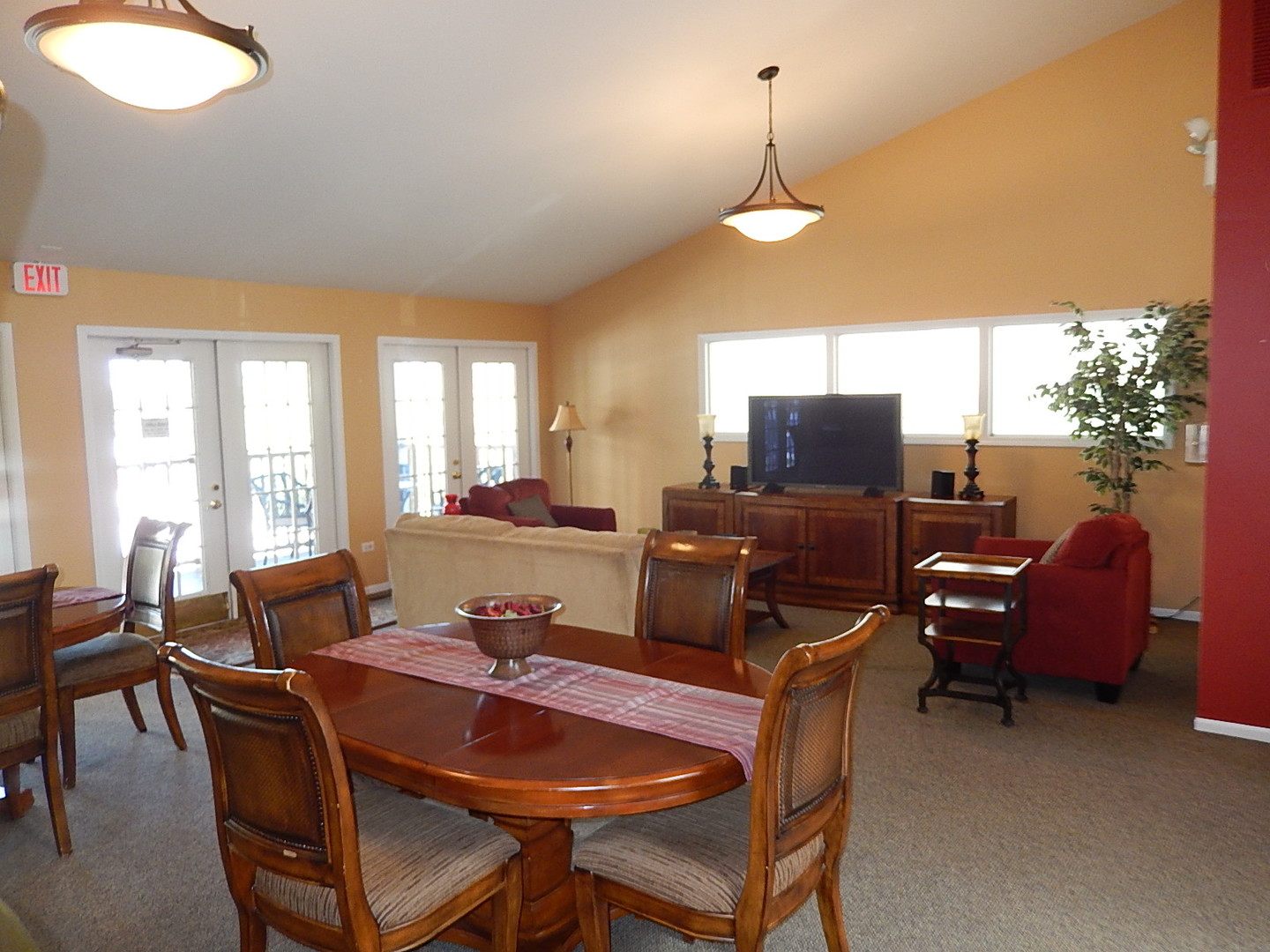 1744 Eastwood Court #1, Schaumburg, IL 60195