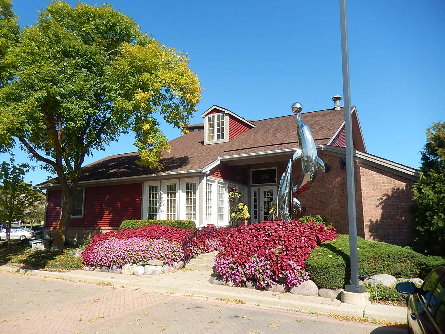 1744 Eastwood Court #1, Schaumburg, IL 60195