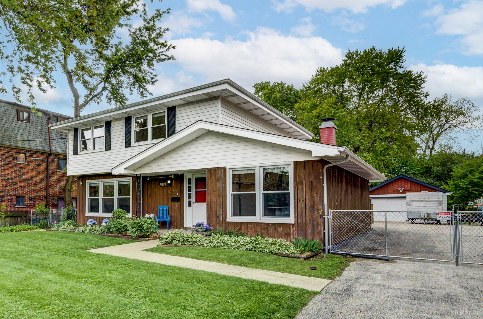 9826 Nottingham Avenue, Chicago Ridge, IL 60415