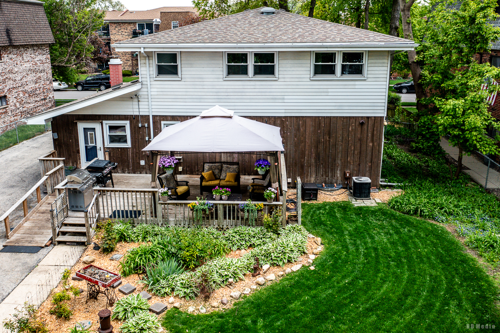 9826 Nottingham Avenue, Chicago Ridge, IL 60415