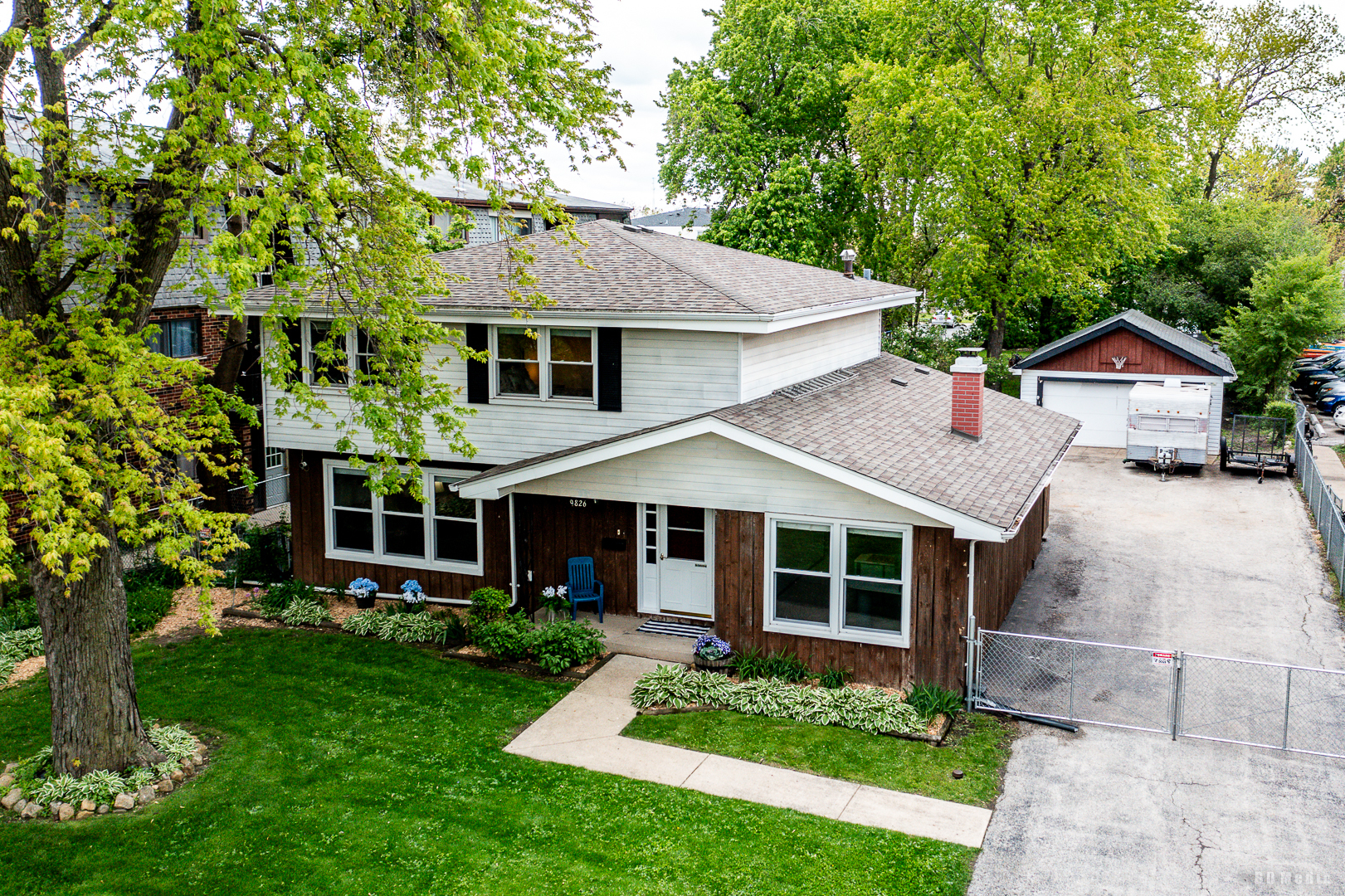 9826 Nottingham Avenue, Chicago Ridge, IL 60415