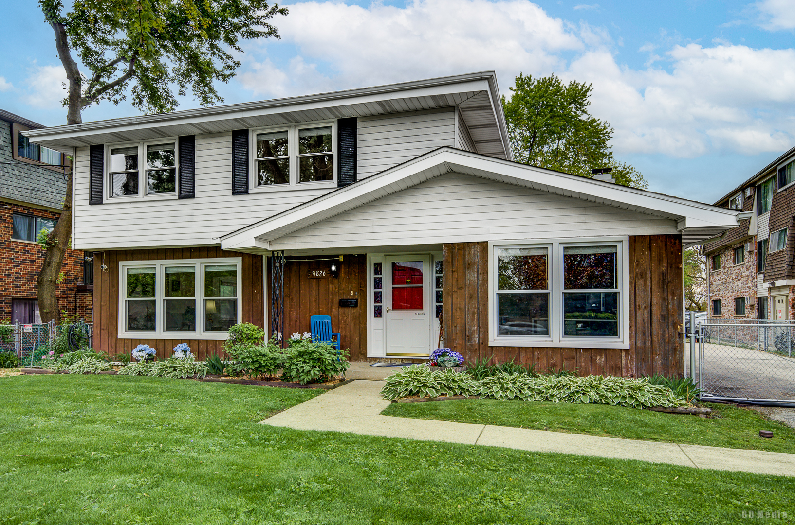 9826 Nottingham Avenue, Chicago Ridge, IL 60415