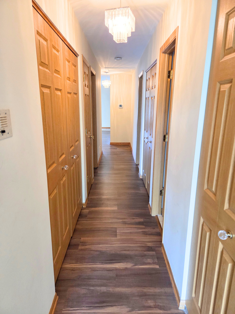 310 Starling Court #B, Bloomingdale, IL 60108