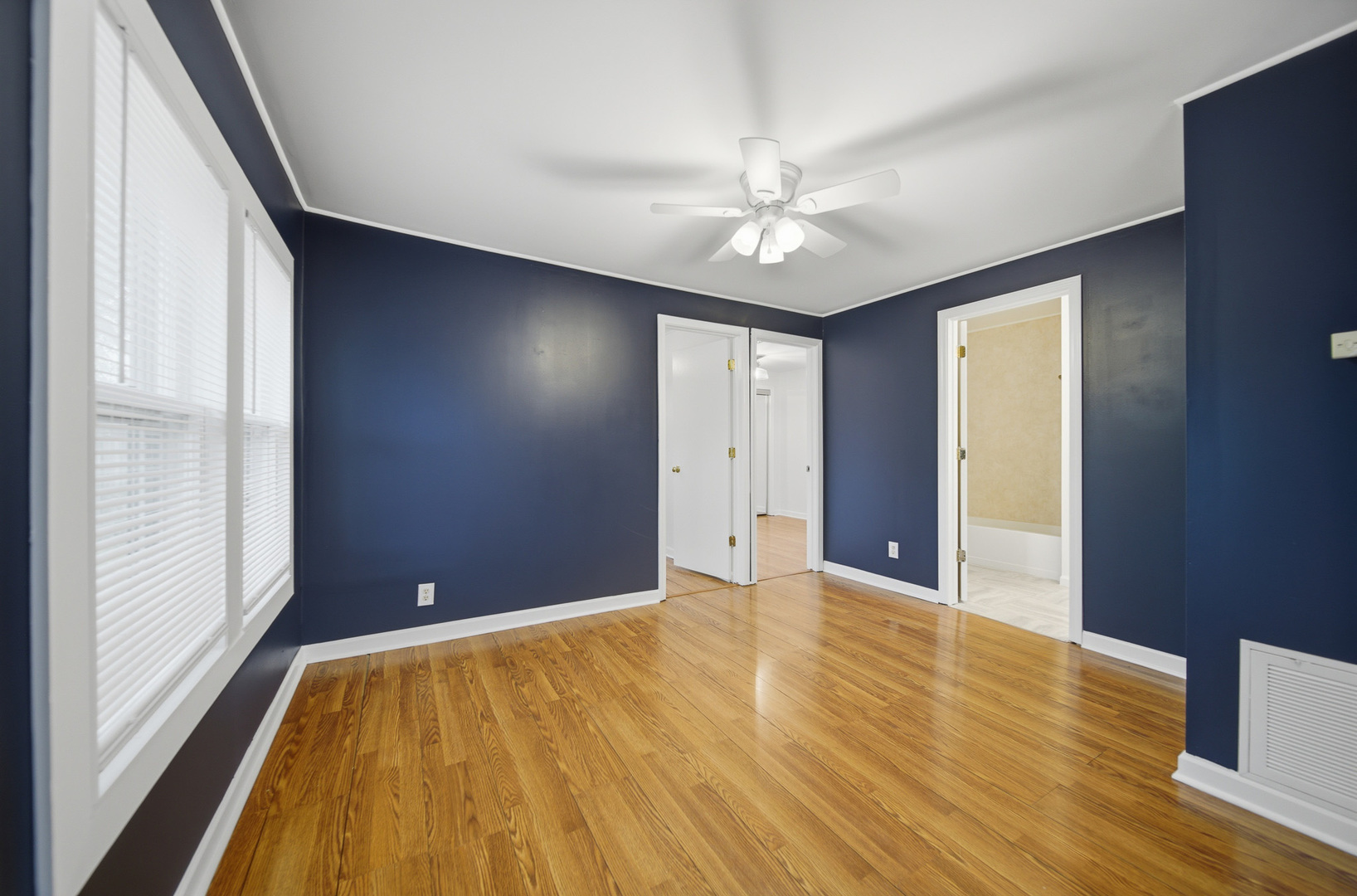 905 S 5th Street, DeKalb, IL 60115