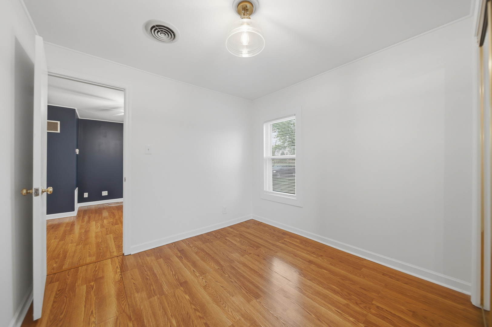905 S 5th Street, DeKalb, IL 60115