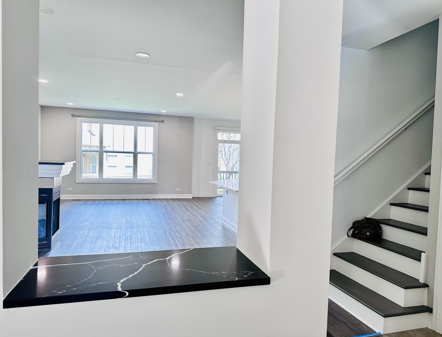 1875 N Crenshaw Circle, Vernon Hills, IL 60061