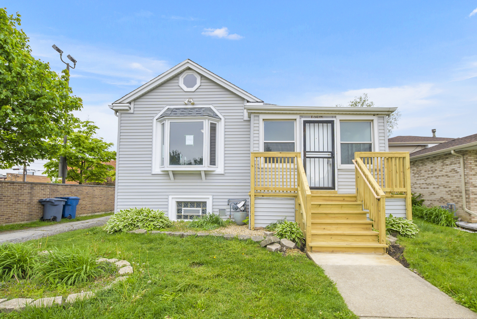 9517 S Merrimac Avenue, Oak Lawn, IL 60453