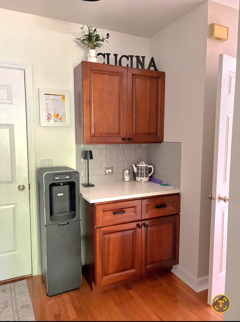 16705 S Sunset Ridge Court, Lockport, IL 60441