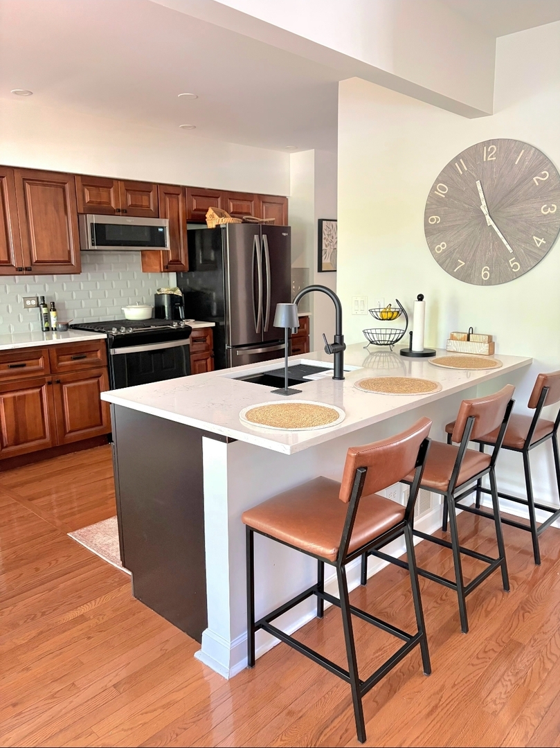 16705 S Sunset Ridge Court, Lockport, IL 60441