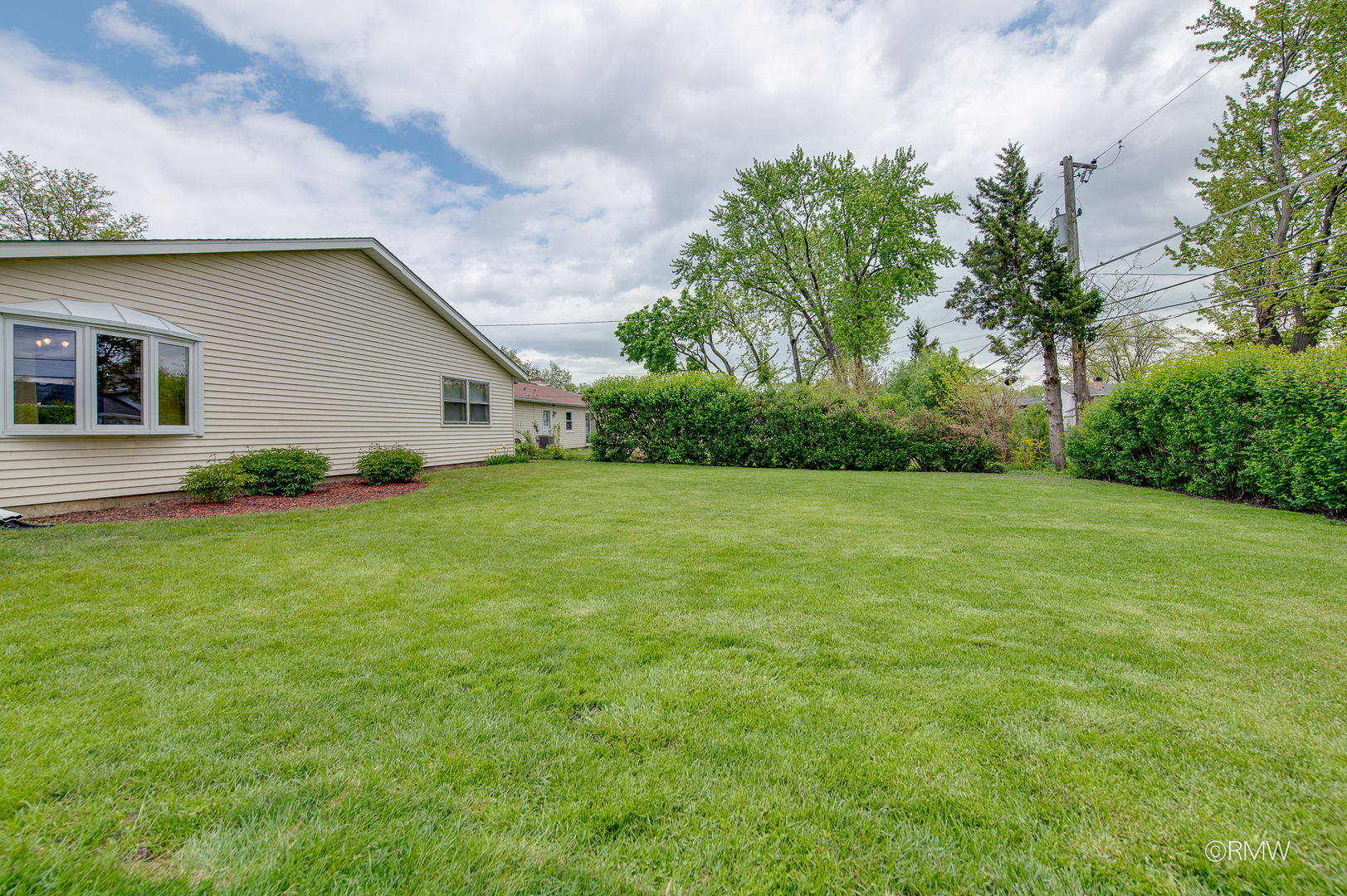 691 Westmere Road, Des Plaines, IL 60016