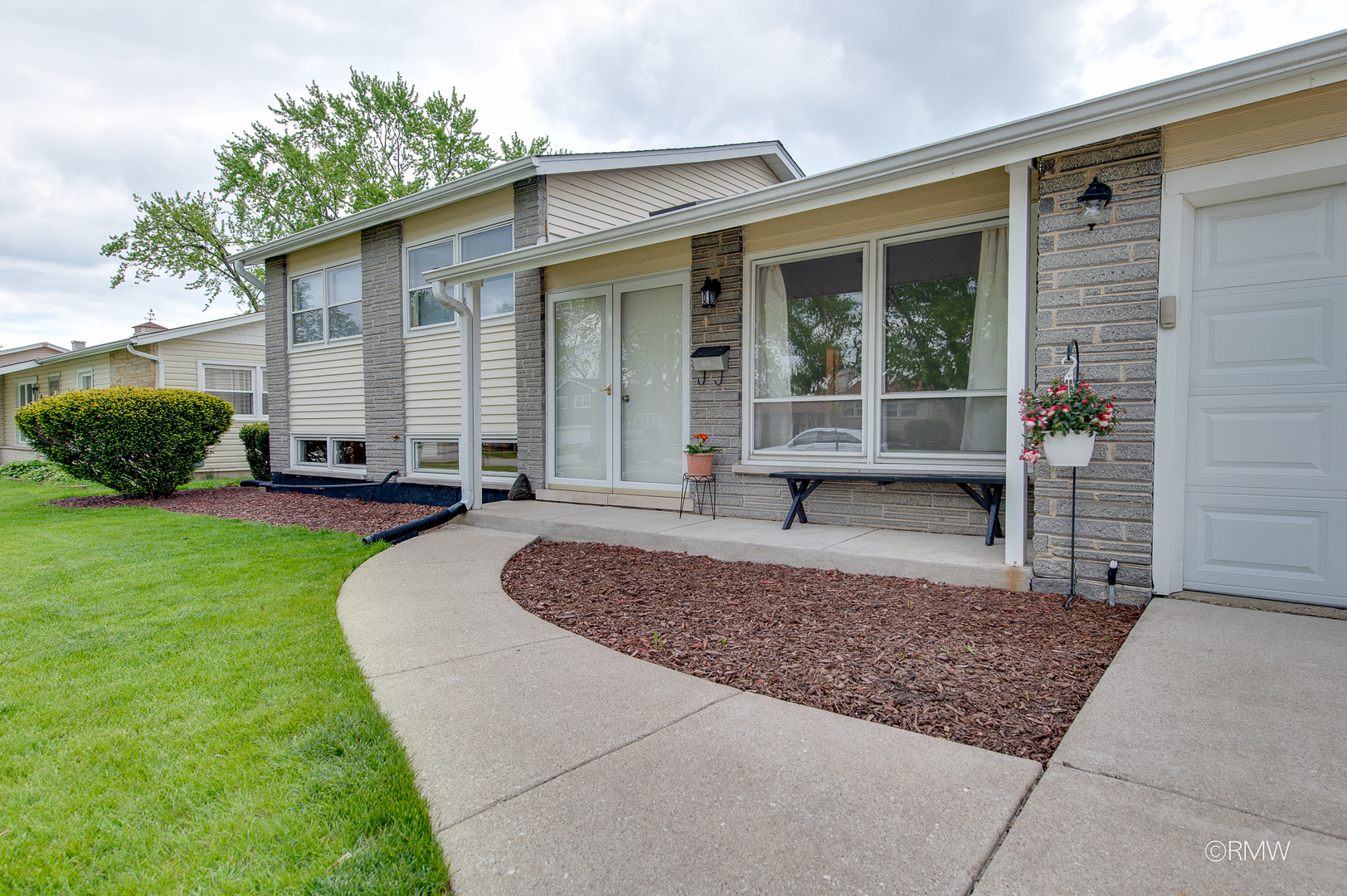 691 Westmere Road, Des Plaines, IL 60016