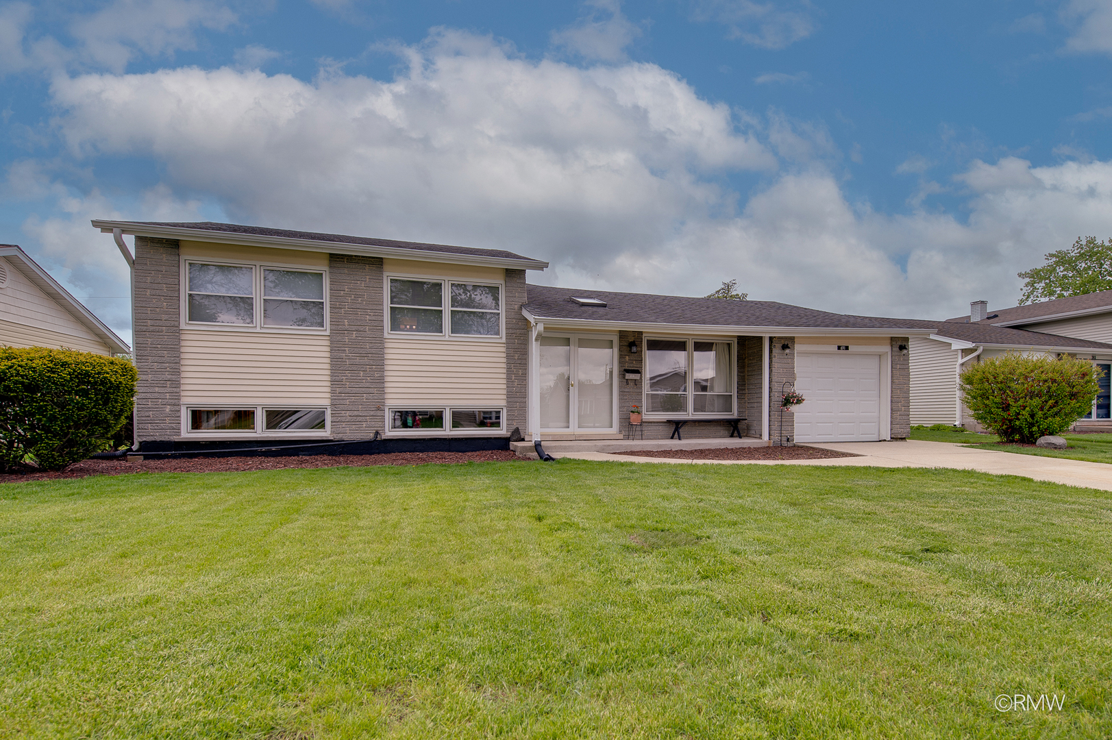 691 Westmere Road, Des Plaines, IL 60016