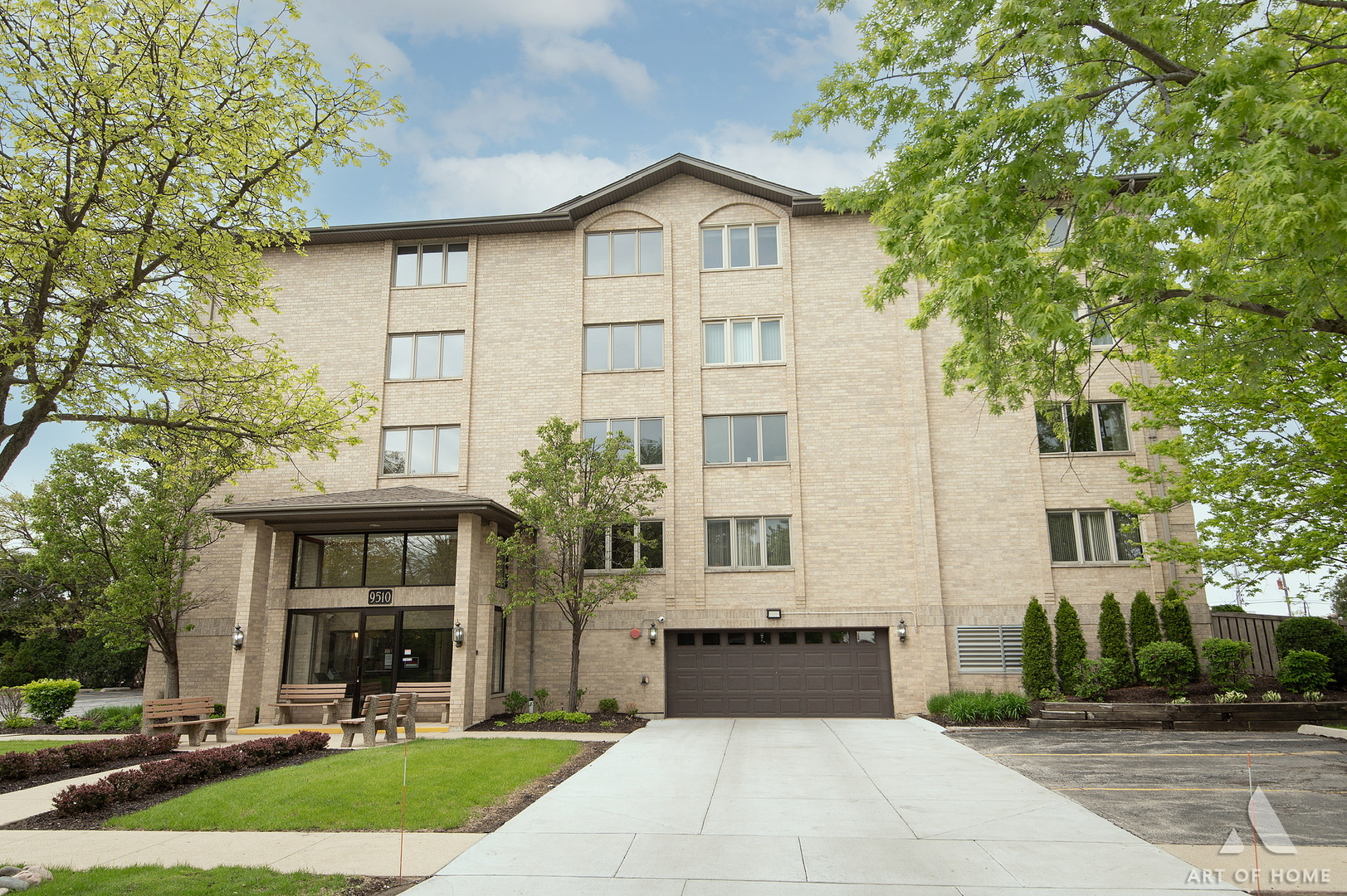 9510 S KOLMAR Avenue #407, Oak Lawn, IL 60453