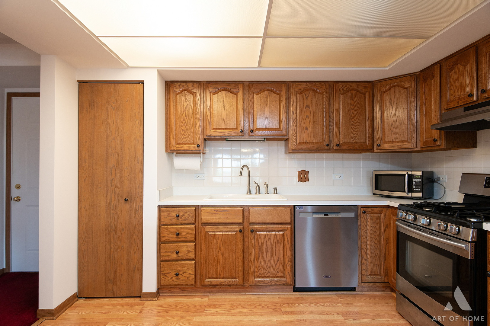 9510 S KOLMAR Avenue #407, Oak Lawn, IL 60453