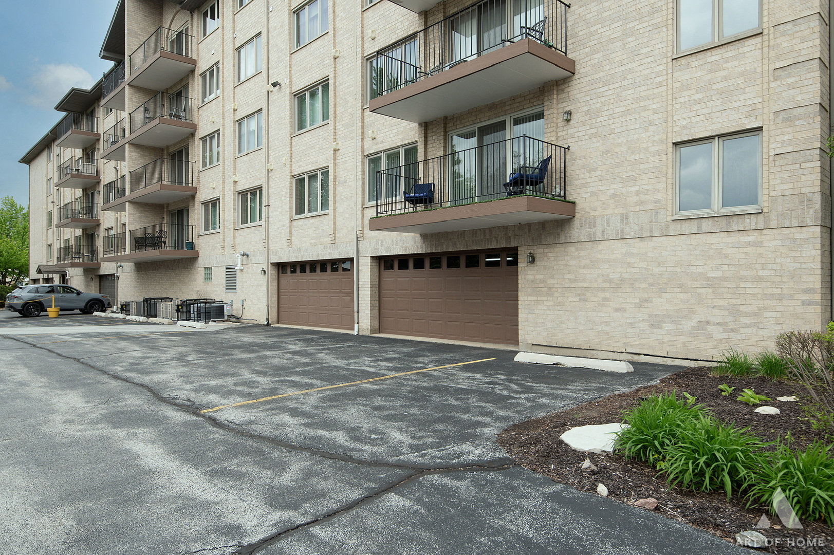 9510 S KOLMAR Avenue #407, Oak Lawn, IL 60453