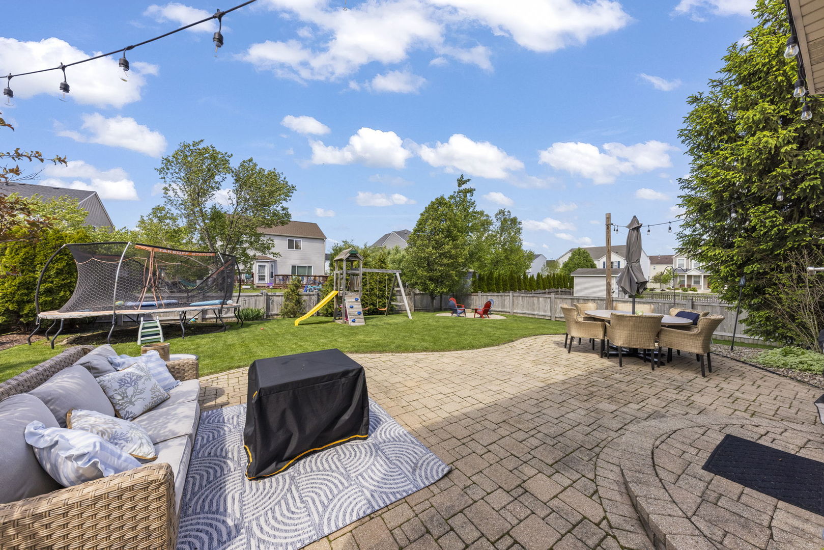 2711 Misty Brook Lane, Joliet, IL 60432