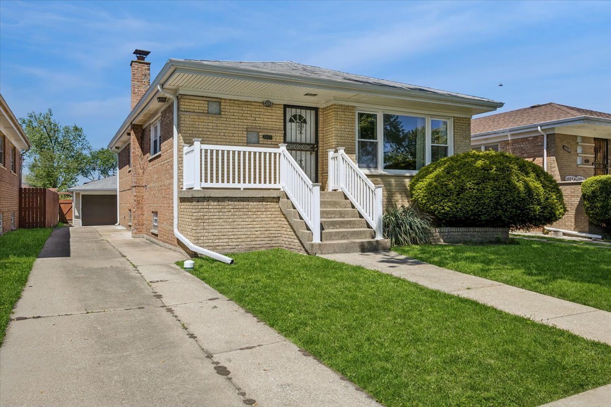 14522 S Calhoun Avenue, Burnham, IL 60633
