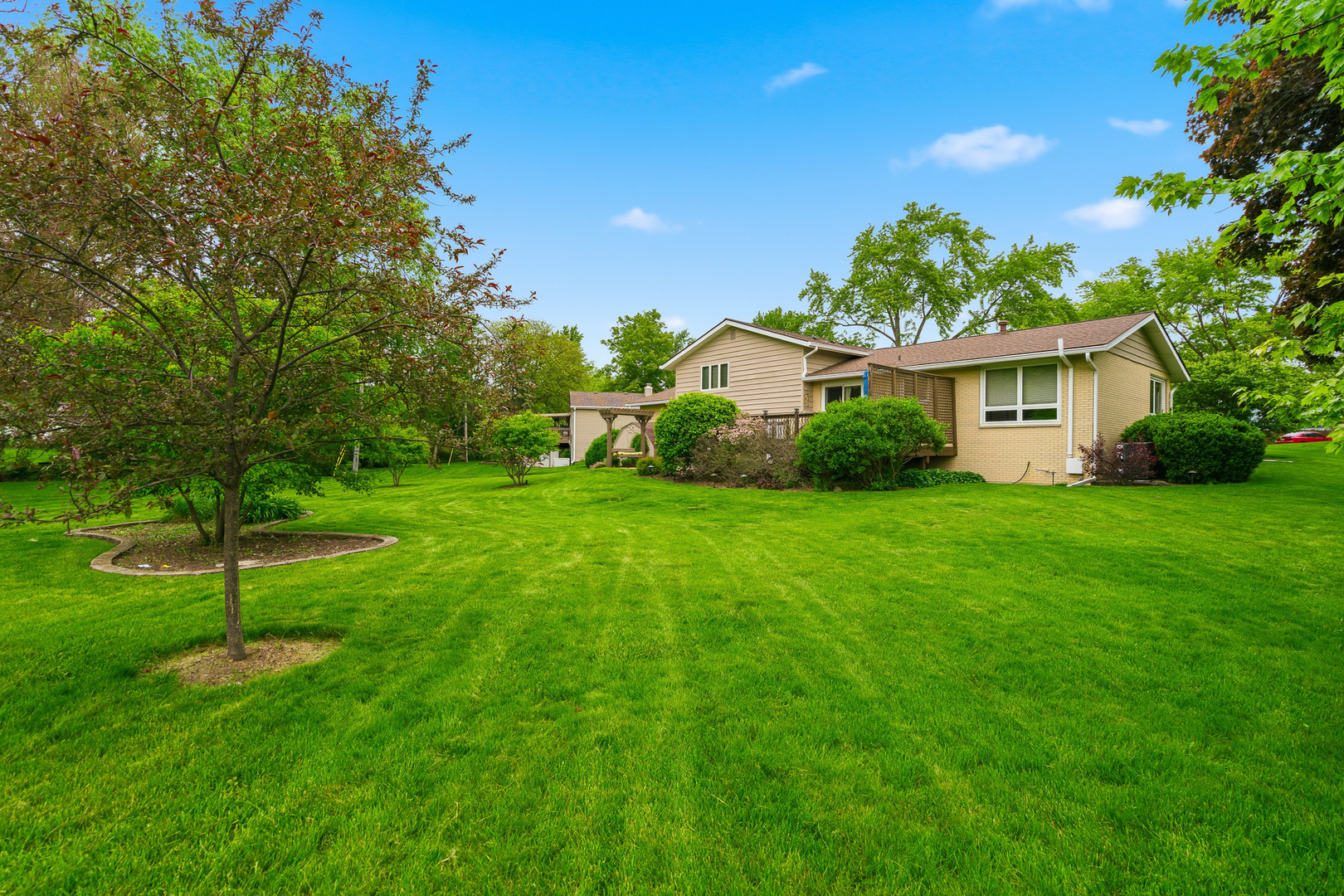 1107 VALLEY Lane, Lockport, IL 60441
