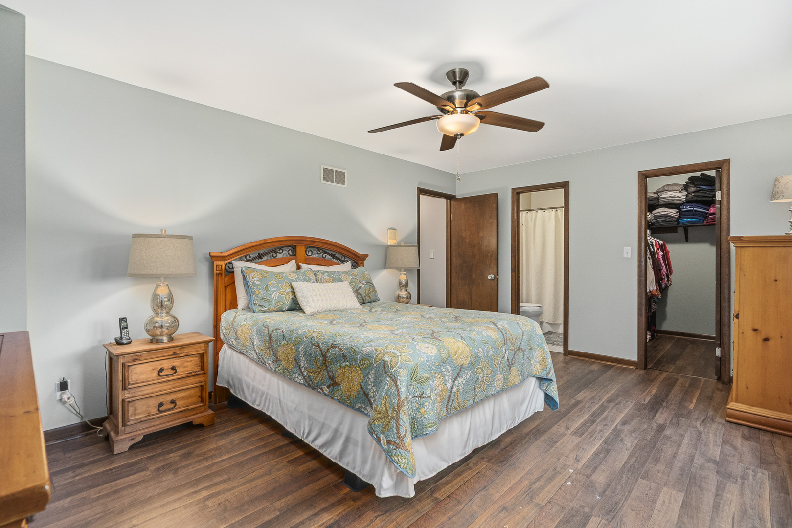 1107 VALLEY Lane, Lockport, IL 60441