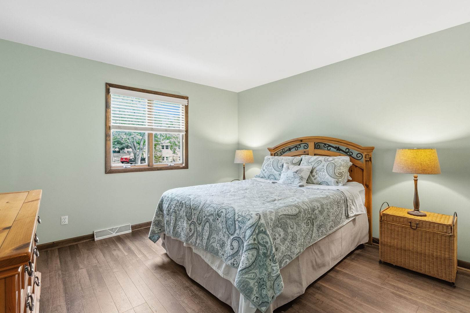 1107 VALLEY Lane, Lockport, IL 60441