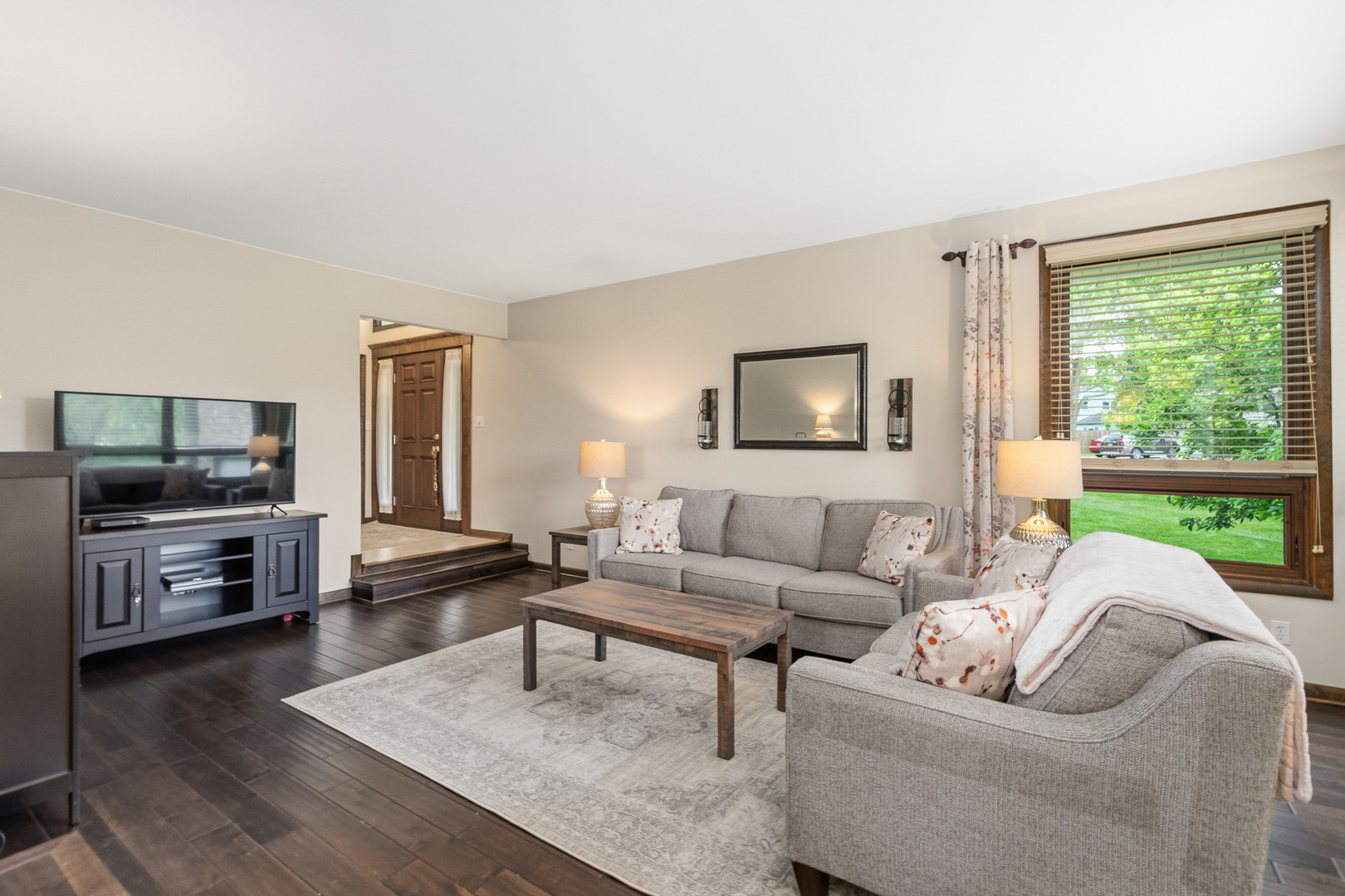 1107 VALLEY Lane, Lockport, IL 60441