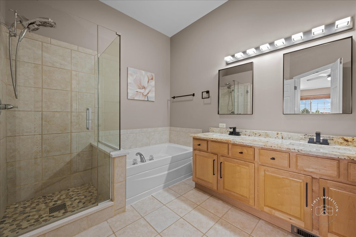 2530 Lorraine Circle, Geneva, IL 60134