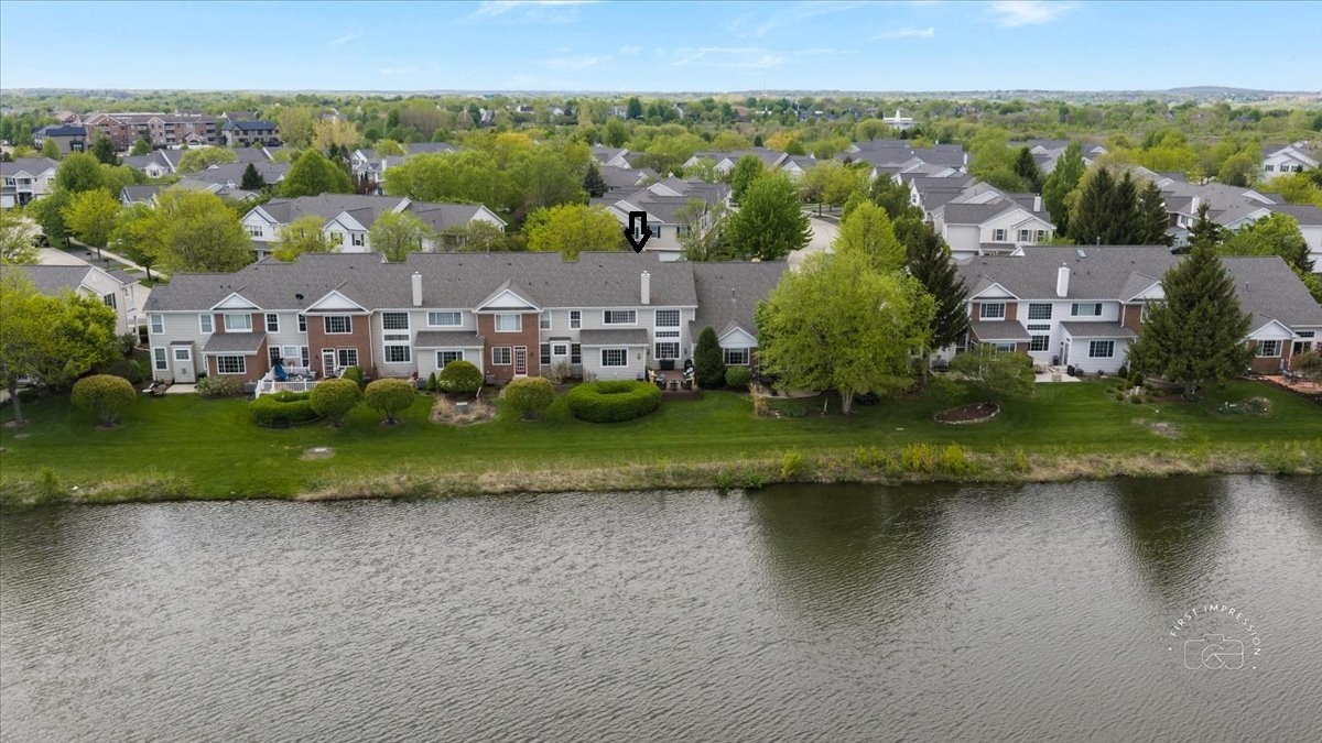2530 Lorraine Circle, Geneva, IL 60134