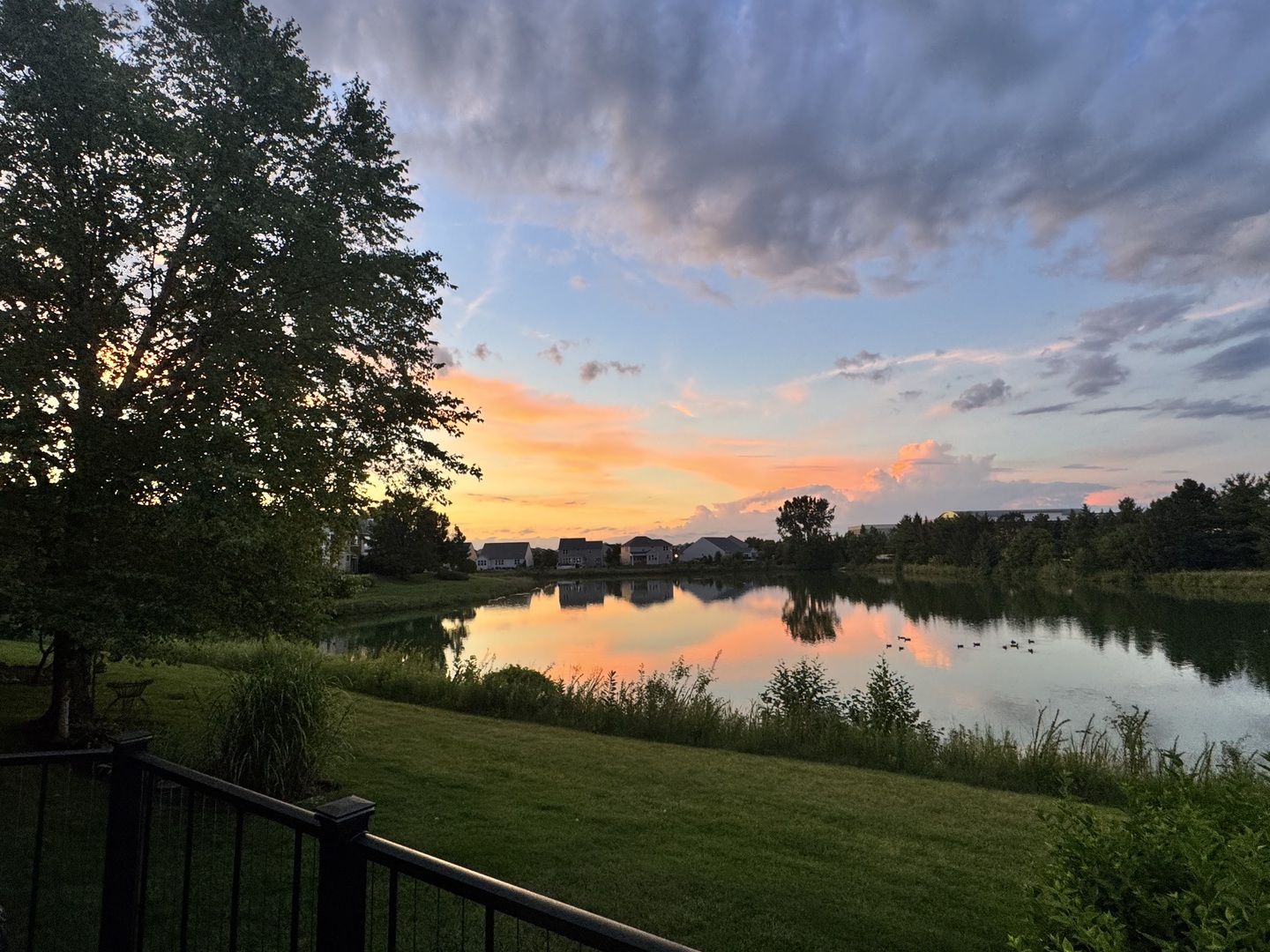 2530 Lorraine Circle, Geneva, IL 60134