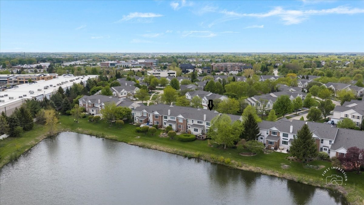 2530 Lorraine Circle, Geneva, IL 60134