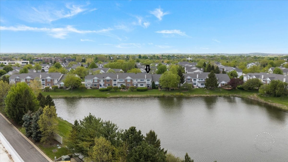 2530 Lorraine Circle, Geneva, IL 60134