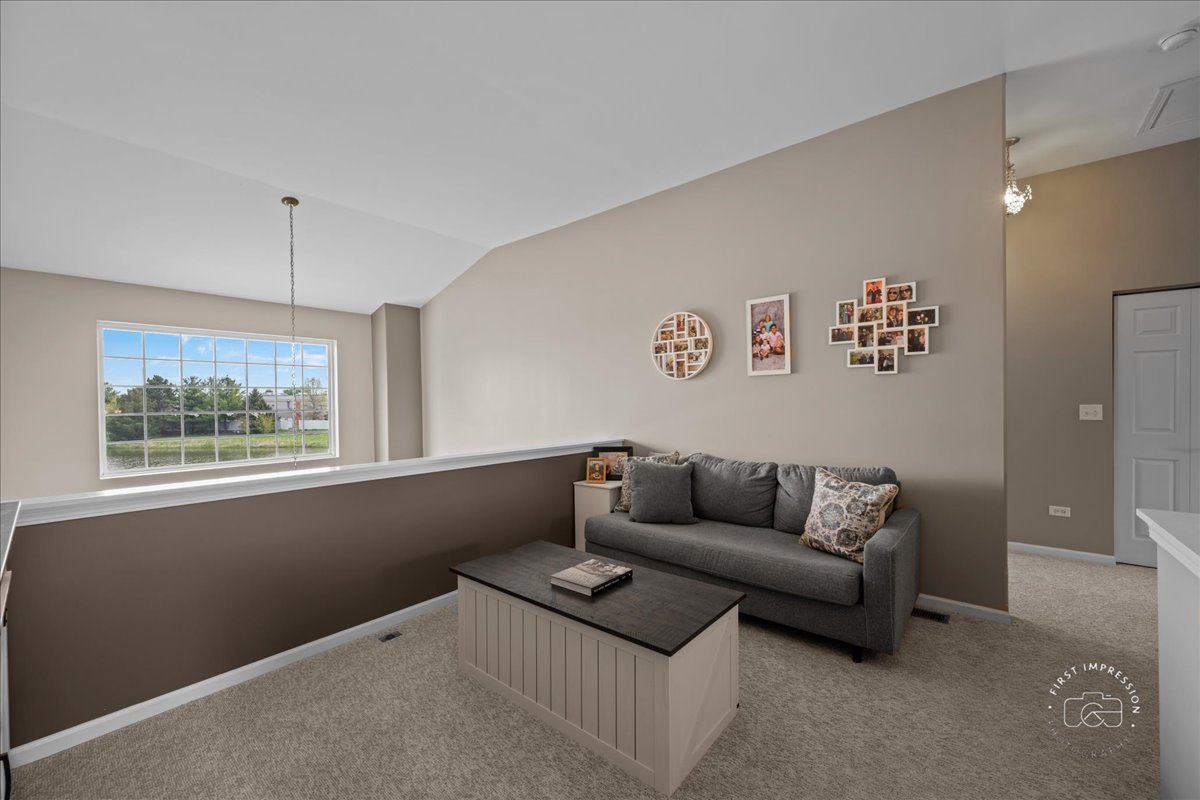 2530 Lorraine Circle, Geneva, IL 60134