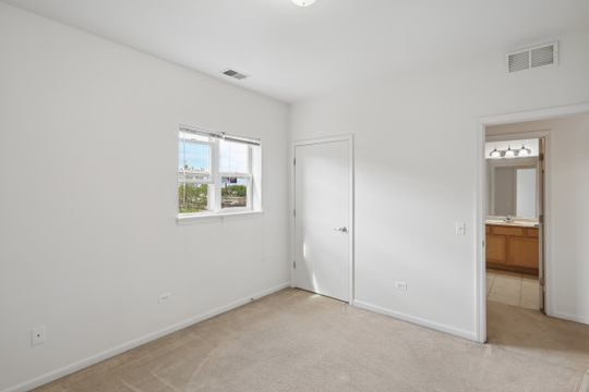 3559 S Federal Street #202, Chicago, IL 60609