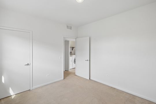 3559 S Federal Street #202, Chicago, IL 60609