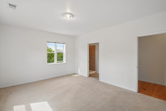 3559 S Federal Street #202, Chicago, IL 60609