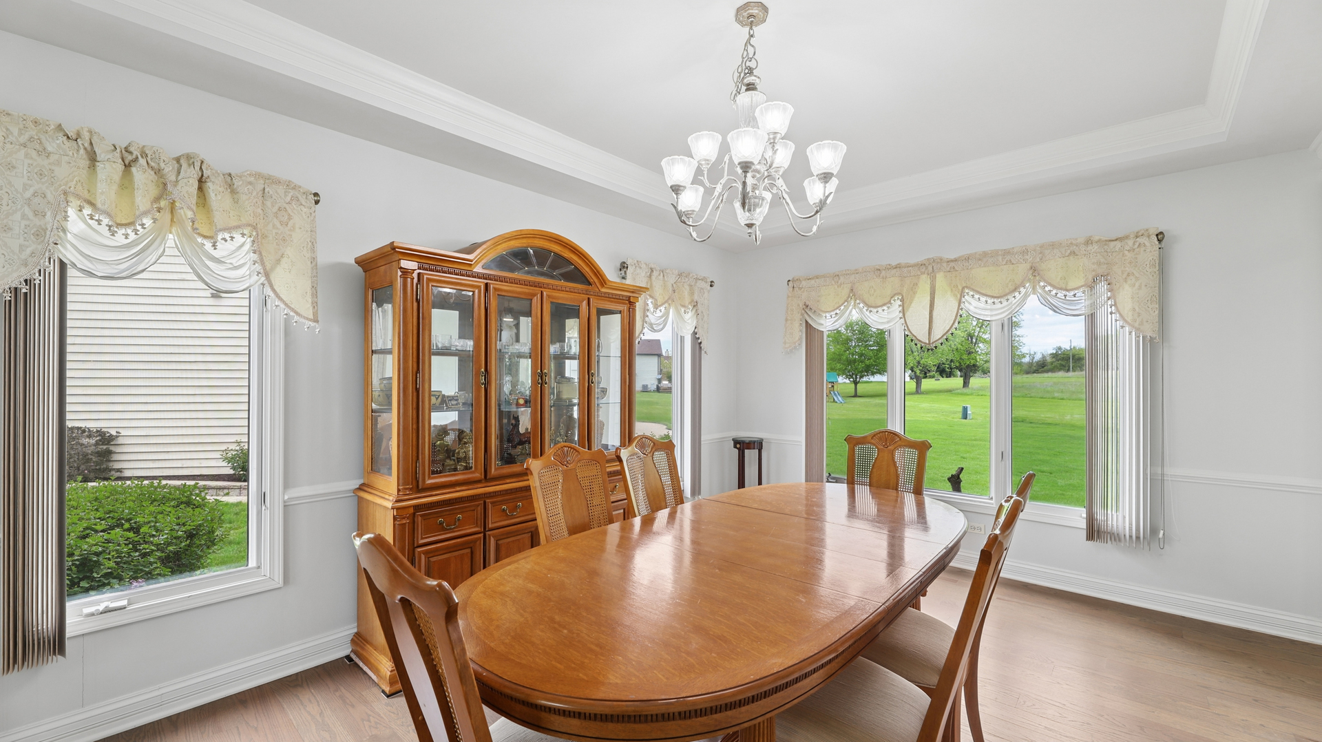 2775 GINGER WOODS Drive, Aurora, IL 60502