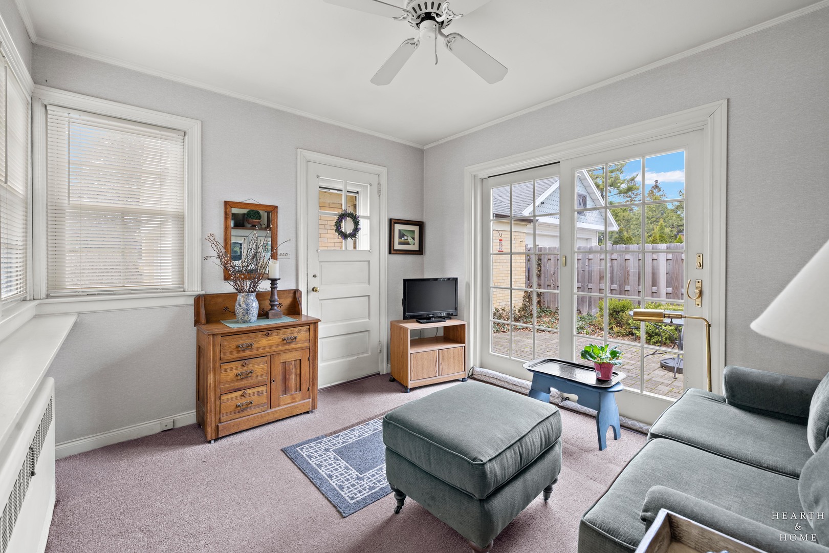 400 W Milburn Avenue, Mount Prospect, IL 60056