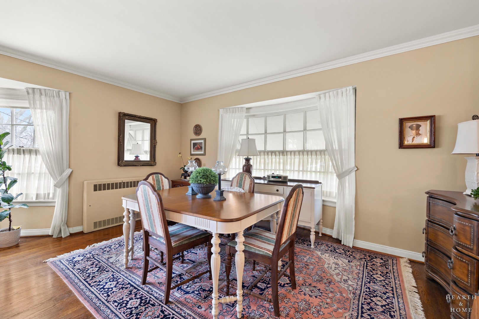 400 W Milburn Avenue, Mount Prospect, IL 60056