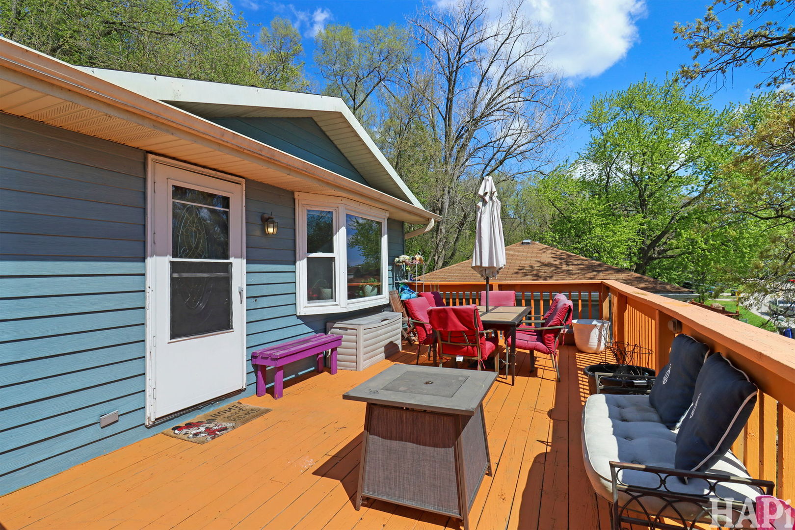 5709 Fox Lake Road, McHenry, IL 60051