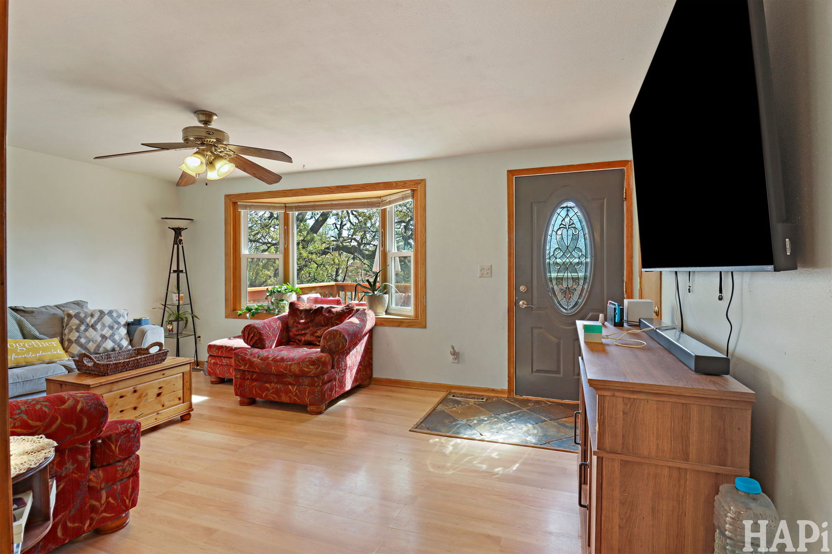 5709 Fox Lake Road, McHenry, IL 60051