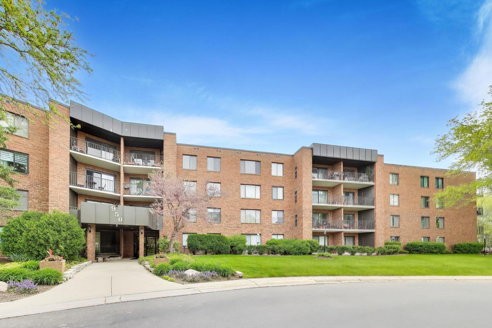 950 E Wilmette Road #405, Palatine, IL 60074