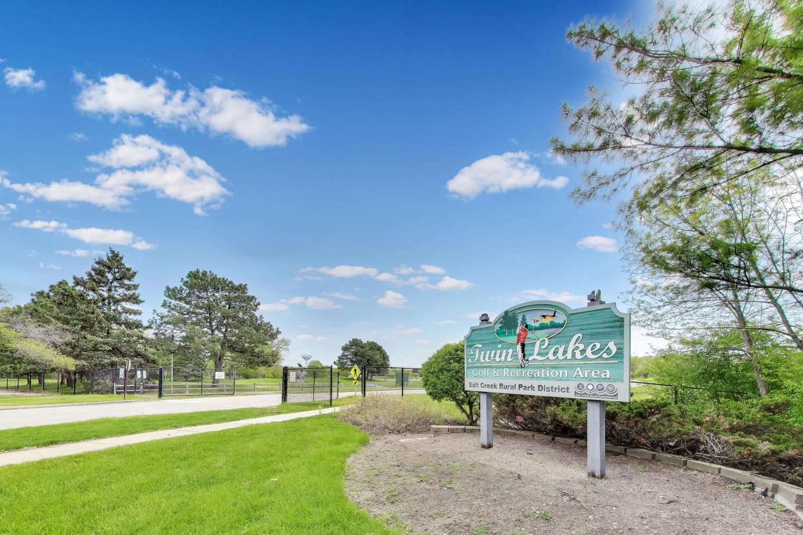 950 E Wilmette Road #405, Palatine, IL 60074