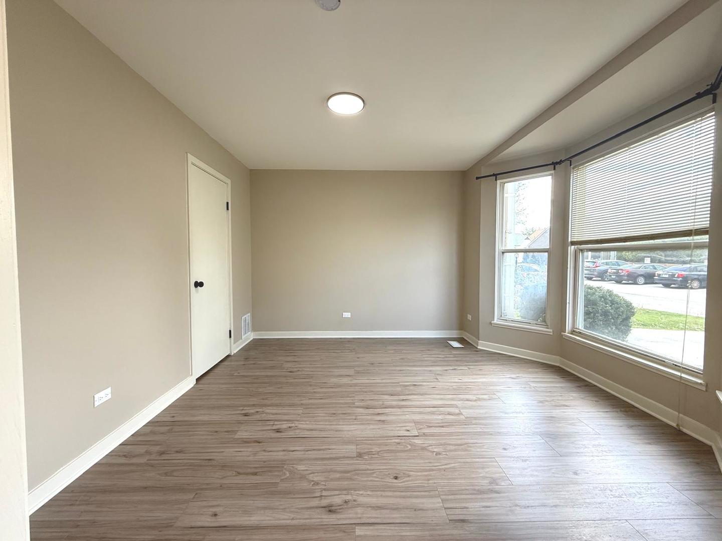 750 Roosevelt Road #750, Hanover Park, IL 60133